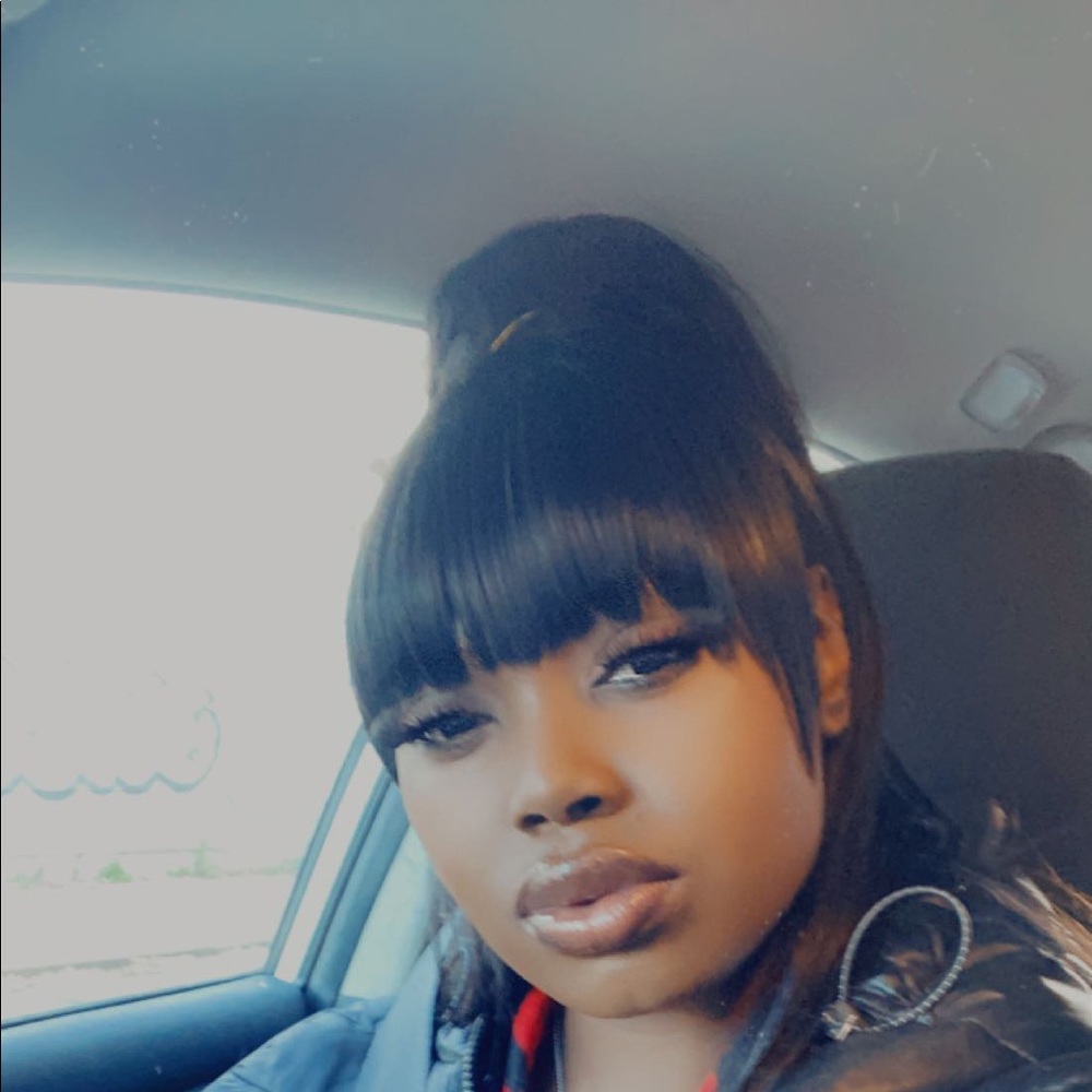 Meet your Posher, Tinka